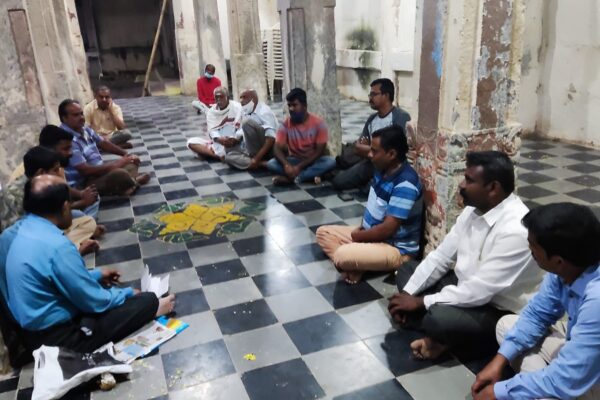 ತುರುವೇಕೆರೆ ಪಟ್ಟಣ ಕೆರೆ ರಕ್ಷಣೆಗೆ ಟೊಂಕಕಟ್ಟಿದ ಸಮಾನ ಮನಸ್ಕರು