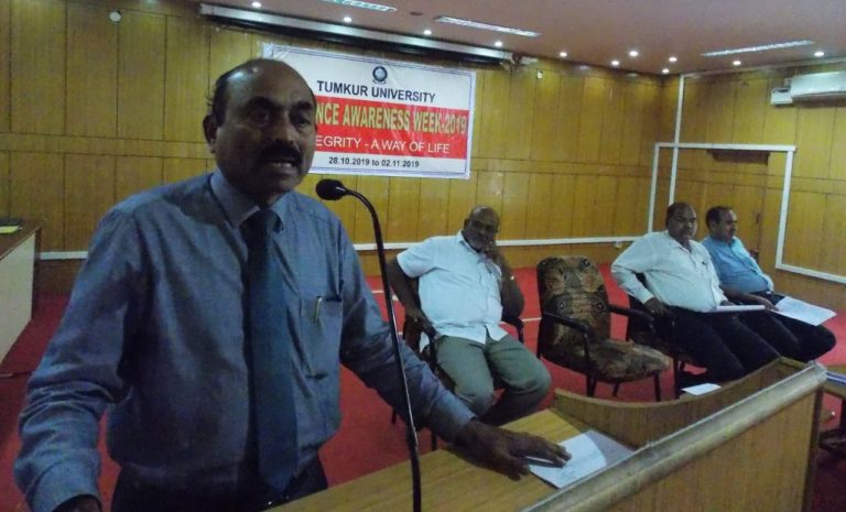 ಪ್ರಾಮಾಣಿಕತೆ ಬದುಕಿನ ಅವಿಭಾಜ್ಯ ಅಂಗವಾಗಬೇಕು