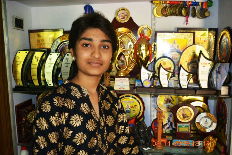 ಪ್ರಥಮ ಅಖಿಲ ಭಾರತ ಮಕ್ಕಳ ಸಾಹಿತ್ಯ ಸಮ್ಮೇಳನಾಧ್ಯಯಾಗಿ ಕೊರಟಗೆರೆ ಪೋರಿ