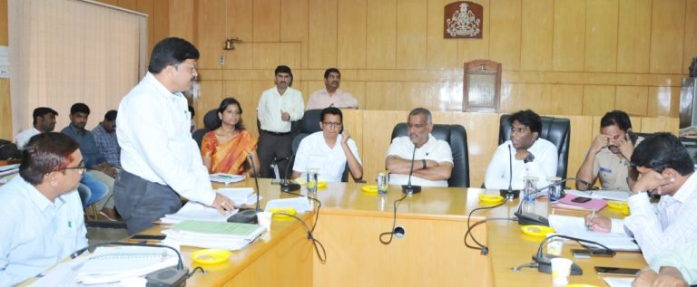 ಸಾರಿಗೆ ಅಧಿಕಾರಿಗಳಿಗೆ ಸಚಿವರ ಸೂಚನೆ