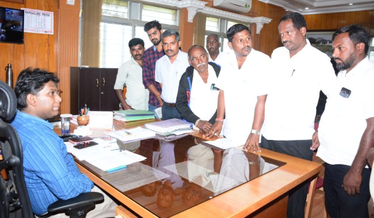 ಮಾಧುಸ್ವಾಮಿ ವಿರುದ್ಧ ಕುರುಬರ ಪ್ರತಿಭಟನೆ