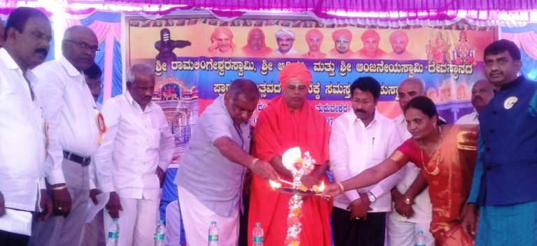 ಸಭಾ ಗೌರವ ಕಾಪಾಡದ ಸಚಿವ ಮಾಧುಸ್ವಾಮಿ:ಬೆಟ್ಟದಹಳ್ಳಿ ಗವಿ ಮಠದ ಚಂದ್ರಶೇಖರ ಸ್ವಾಮೀಜಿ ಅಸಮಾಧಾನ