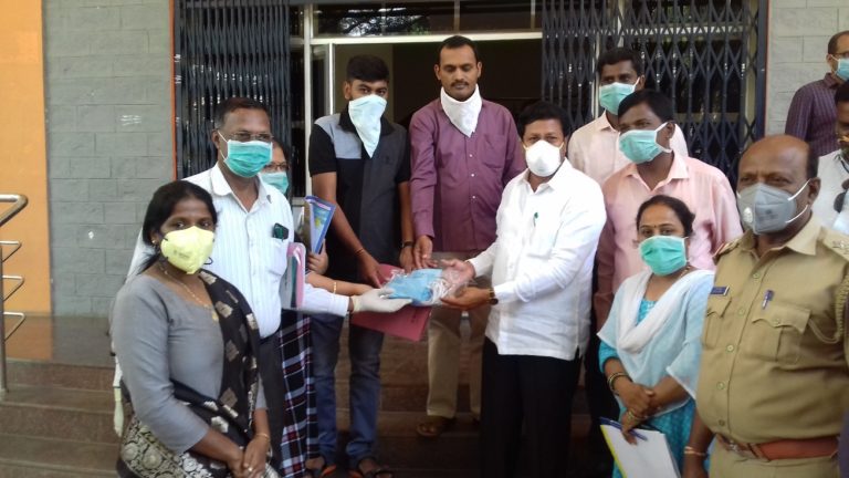 ತುರುವೇಕೆರೆ; ಖಾಸಗಿ ಕ್ಲಿನಿಕ್ ವೈದ್ಯರಿಗೆ ನೋಟಿಸ್