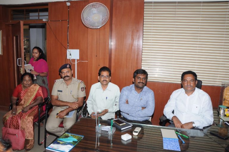 ಚಿರತೆಯ ದಾಳಿ ಜಾಗ್ರತೆ ವಹಿಸಿ: ತಹಶೀಲ್ದಾರ್