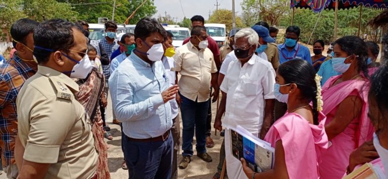 ಪಾವಗಡ ಗಡಿ ಗ್ರಾಮಗಳ ಪರಿಶೀಲನೆ