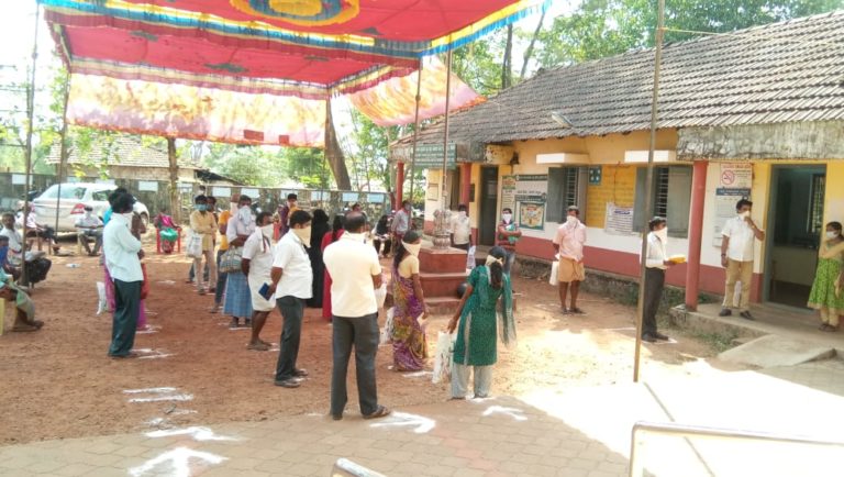 ಎರಡೇ‌ ದಿನದಲ್ಲಿ‌ 61 ಸಾವಿರ ಕುಟುಂಬಕ್ಕೆ ಪಡಿತರ ವಿತರಿಸಿದ ದಕ್ಷಿಣ ಕನ್ನಡ ಜಿಲ್ಲಾಡಳಿತ