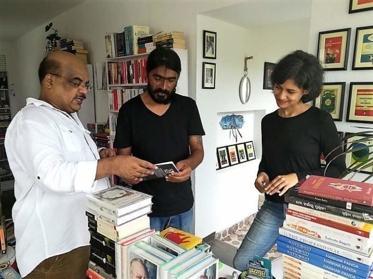 ಎಲ್ಲಿಂದ ಬಂದಿರೆಂದು ಕೇಳಬಹುದು ನೀವು..