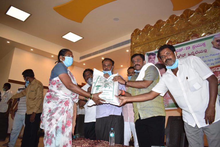 ಗ್ರಾಮಾಂತರ ಕ್ಷೇತ್ರದ ಬಡವರಿಗೆ ಉಚಿತ ಔಷದ: ಶಾಸಕ ಗೌರಿ ಶಂಕರ್