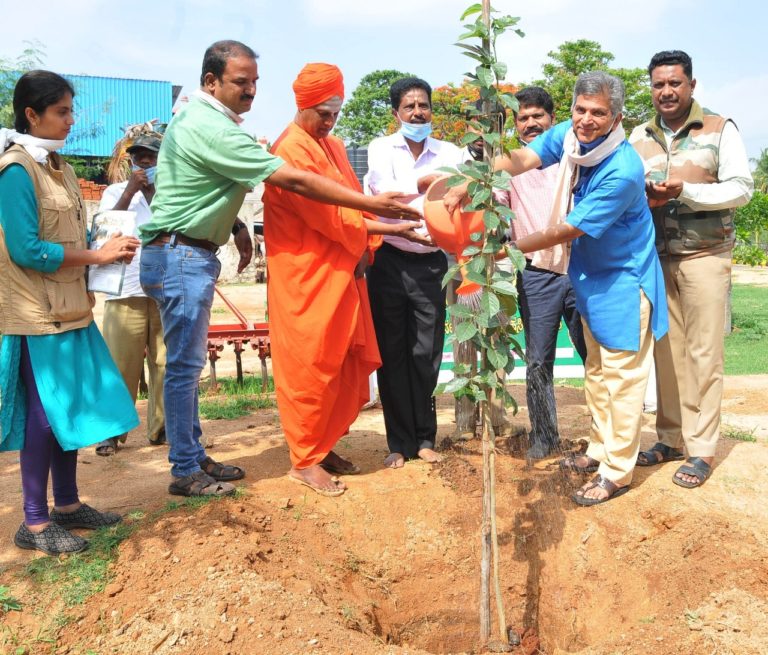 ಪರಿಸರ‌‌‌ ಚೆನ್ನಾಗಿದ್ದರೆ ಮಾತ್ರ ಬದುಕು ಹಸನು: ಸಿದ್ಧಗಂಗಾ ಶ್ರೀ