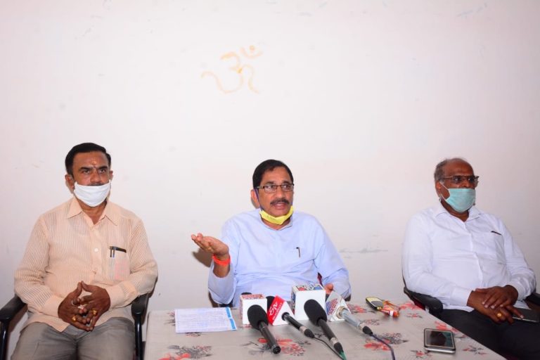 ಜಮೀರ್, ಇಬ್ರಾಹಿಂ ಬಂಧನಕ್ಕೆ ಸೊಗಡು ಶಿವಣ್ಣ ಆಗ್ರಹ