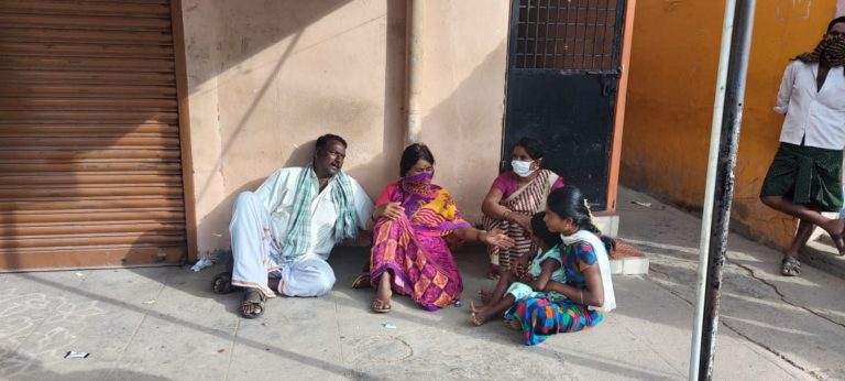 ಆಸ್ಪತ್ರೆಯಲ್ಲಿ ಮಹಿಳೆ ಸಾವು: ಸಂಬಂಧಿಕರ ಧರಣಿ