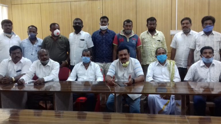 ಸಮಯ ಸಾಧಕ ರಾಜಕಾರಣಿ ಎಂ.ಟಿ.ಕೃಷ್ಣಪ್ಪ : ವಿ.ಬಿ.ಸುರೇಶ್ ಲೇವಡಿ