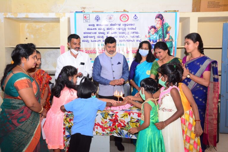ಹೆಣ್ಣು ಮಕ್ಕಳನ್ನು ರಕ್ಷಿಸಿ- ವಿದ್ಯಾಭ್ಯಾಸ ನೀಡಿ