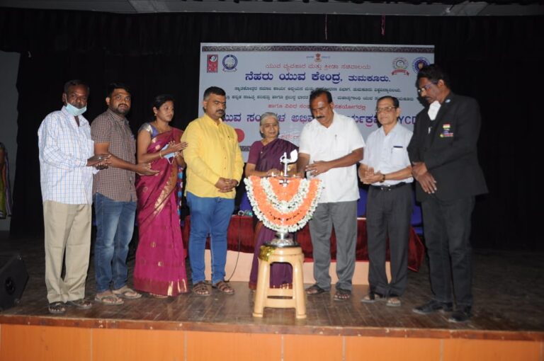 ಬದಲಾವಣೆ ಏಕೆ ಸಾಧ್ಯವಿಲ್ಲ ಎಂದ ಪ್ರೊ.ಪರಶುರಾಮ್