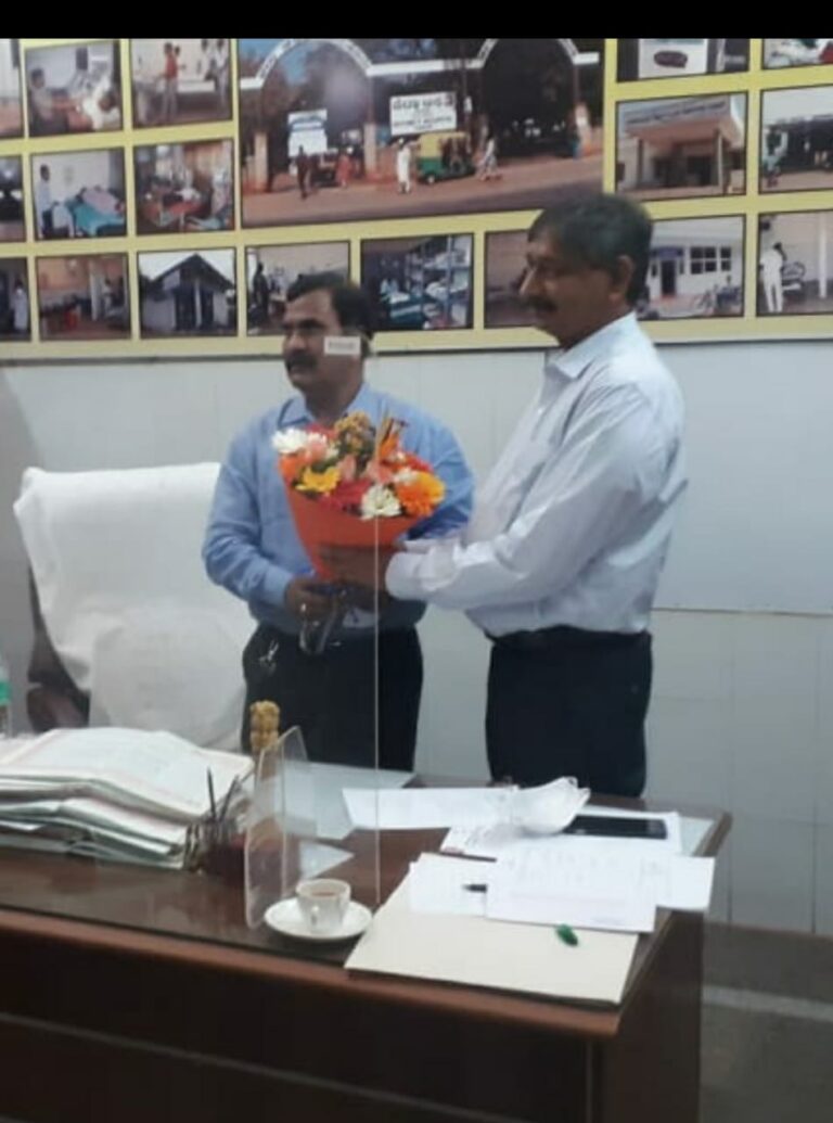 ಜಿಲ್ಲಾ ಶಸ್ತ್ರಚಿಕಿತ್ಸಕರಾಗಿ ಸುರೇಶಬಾಬು ಅಧಿಕಾರ ಸ್ವೀಕಾರ
