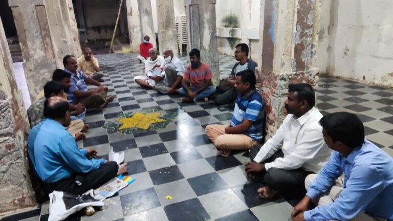 ತುರುವೇಕೆರೆ ಪಟ್ಟಣ ಕೆರೆ ರಕ್ಷಣೆಗೆ ಟೊಂಕಕಟ್ಟಿದ ಸಮಾನ ಮನಸ್ಕರು