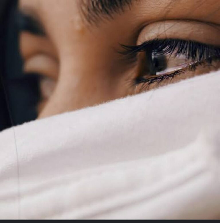 ಭಾನುವಾರದ ಕವನ : ಕಣ್ಣೀರು