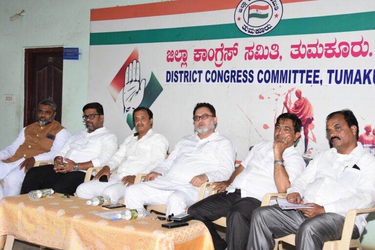 ಅಲ್ಪಸಂಖ್ಯಾತ ಮತಗಳು ಛಿದ್ರವಾಗದಂತೆ ಎಚ್ಚರಿಕೆ ವಹಿಸಬೇಕು: ಮುತಬೀರ್ ಅಹಮದ್