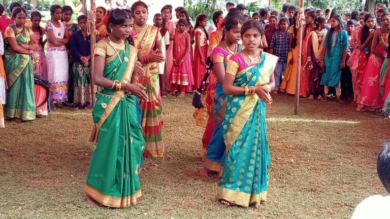 ಕಲೋತ್ಸವದಲ್ಲಿ ಮಿಂದೆದ್ದ ಮಕ್ಕಳು