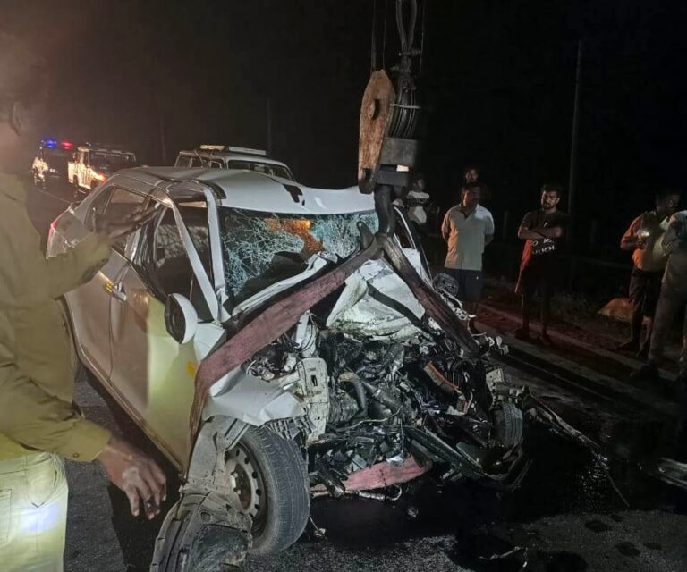 ಭೀಕರ ಅಪಘಾತ; ಮೂವರ ಸಾವು