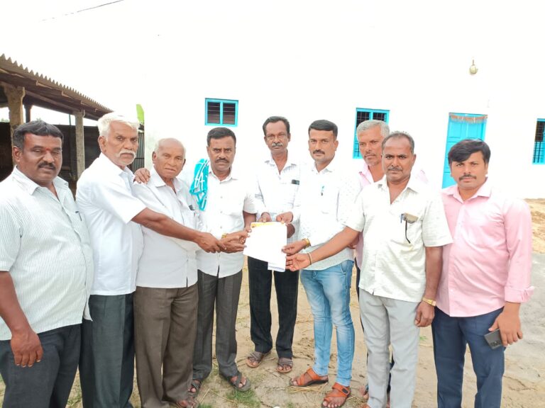 ಎಸ್ಸಿ ಎಸ್ಟಿ ಮೀಸಲಾತಿ ಹೆಚ್ಚಿಸುವಂತೆ ಒತ್ತಾಯಿಸಿ ಮನವಿ