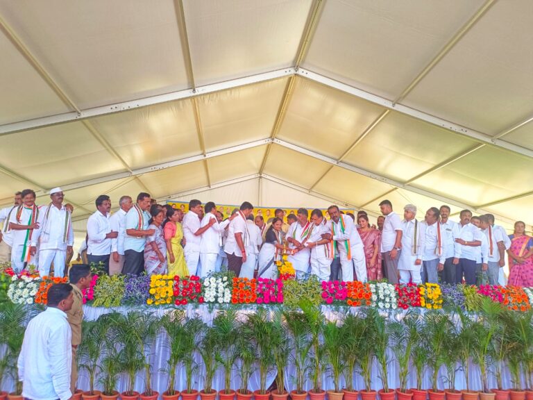 ಕಾಂಗ್ರೆಸ್ ಅಧಿಕಾರಕ್ಕೆ ಬಂದರೆ ಒಬ್ಬರಿಗೆ 10 ಕೆಜಿ ಅಕ್ಕಿ: ಸಿದ್ದರಾಮಯ್ಯ