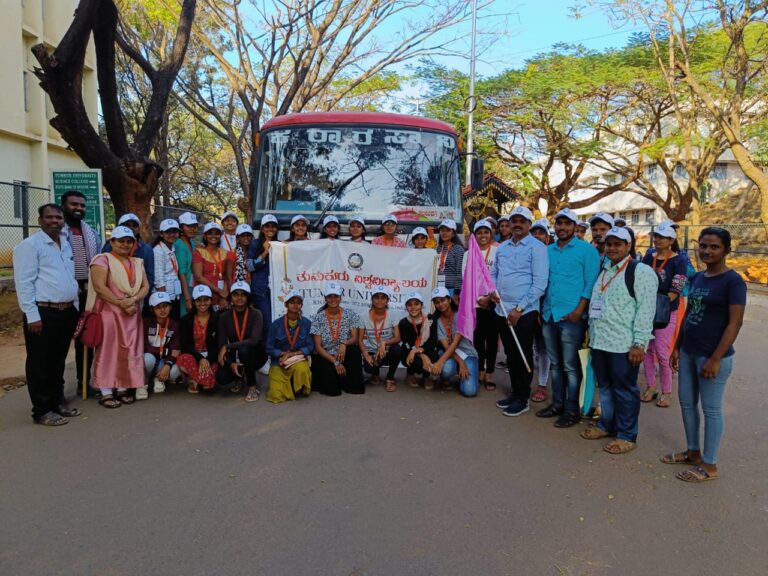 ತುಮಕೂರು ವಿ.ವಿ. ತಂಡ ಹೆಸರು ತಂದು ಕೊಡಲಿ