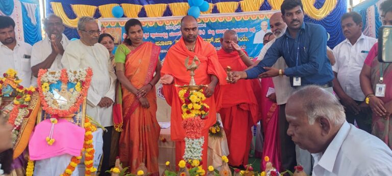 ಸಿ.ಎಸ್.ಪುರದಲ್ಲಿ ಹನುಮಂತನಾಥ ಶ್ರೀ