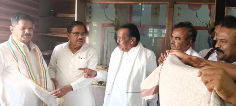 ಕಾಂಗ್ರೆಸ್ ಗೆ ಬಂದ ಲಾಯರ್ ಭಗವಂತಪ್ಪ