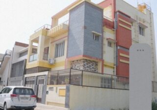 ಅಧಿಕಾರಿ ಮನೆಯಲ್ಲಿ 1 ಕೆಜಿ ಚಿನ್ನ