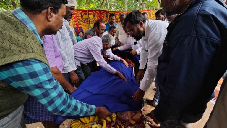 ಅಗಲಿದ ಅನ್ನ ಮತ್ತು ಅಕ್ಷರದ ಆದಿಬಂಧು