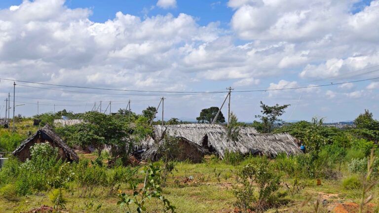 ‘ಸುಡುಗಾಡಿ’ಗೆ ರಸ್ತೆ ಯಾವುದಯ್ಯಾ ಸರ್ಕಾರವೇ !?