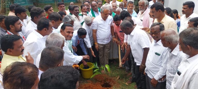 ಅನ್ನದಾತ ಎಂಬುದೊಂದೇ ಜಾತಿ ರೈತರದು ; ಶಾಸಕ ಸಿ ಬಿ ಸುರೇಶ್ ಬಾಬು